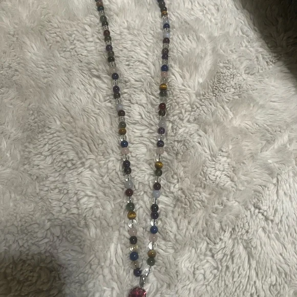 Chic Multicolor Beaded Necklace with Pink Pendant - Picture 3 of 5